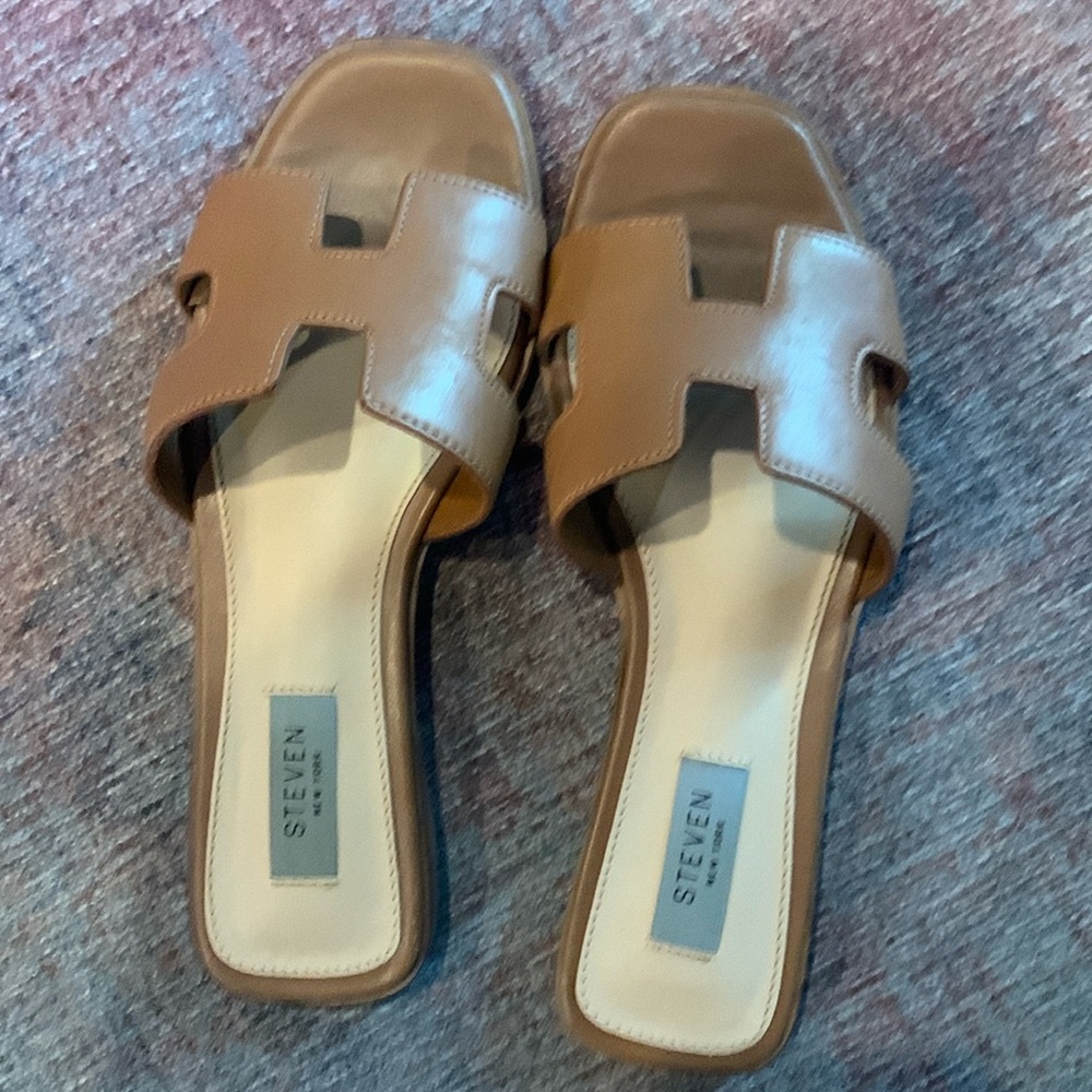 Steve Madden sandals